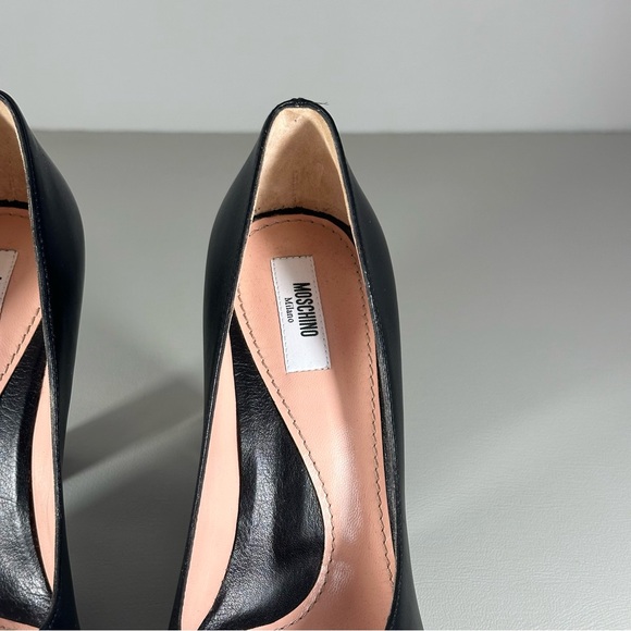 Moschino Milano Black Leather Heel Logo Pumps - Picture 6 of 10